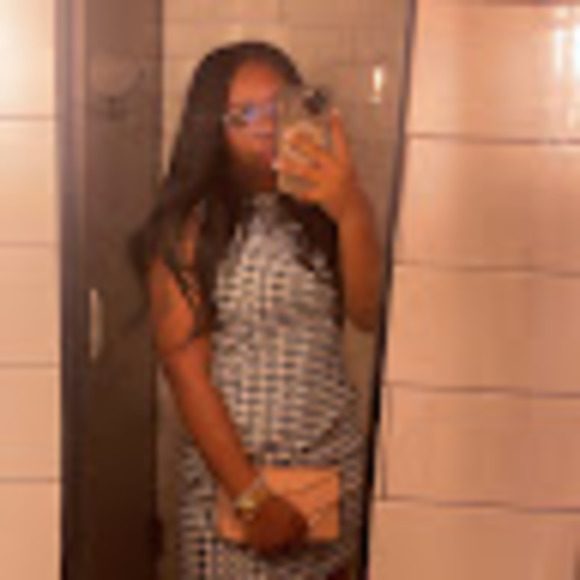 Meet your Posher, Shay - Picture 1 of 1